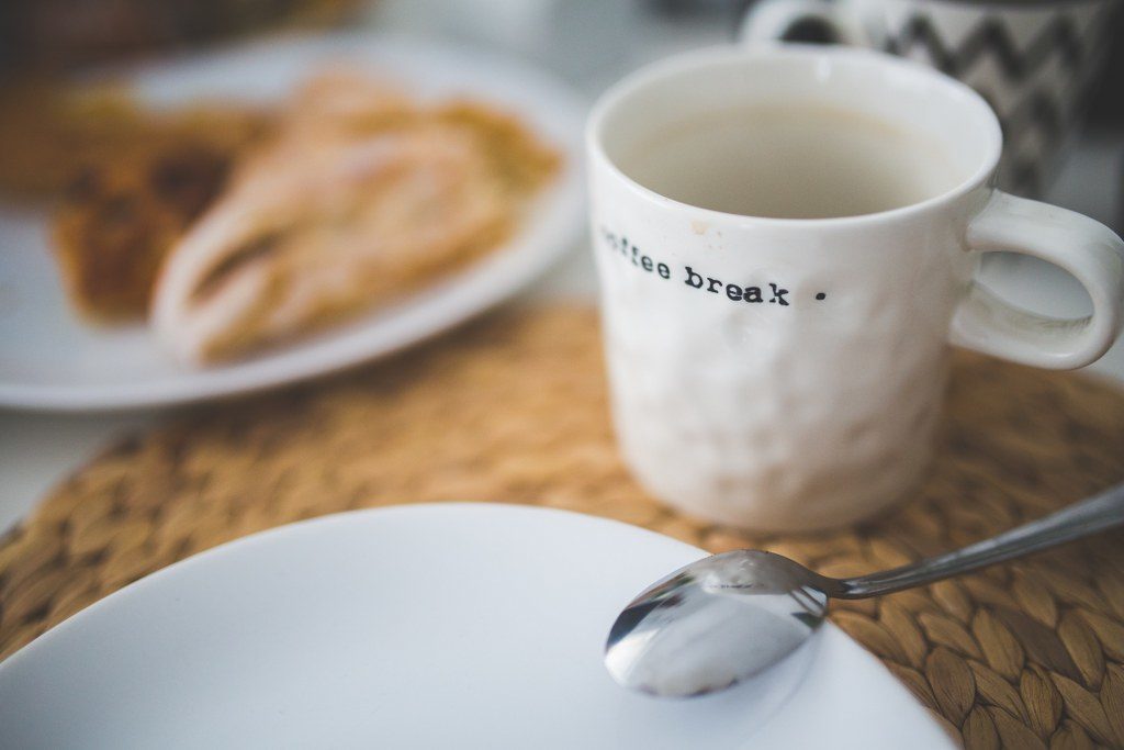 coffee-cup-mug-spoon-break_1024x683